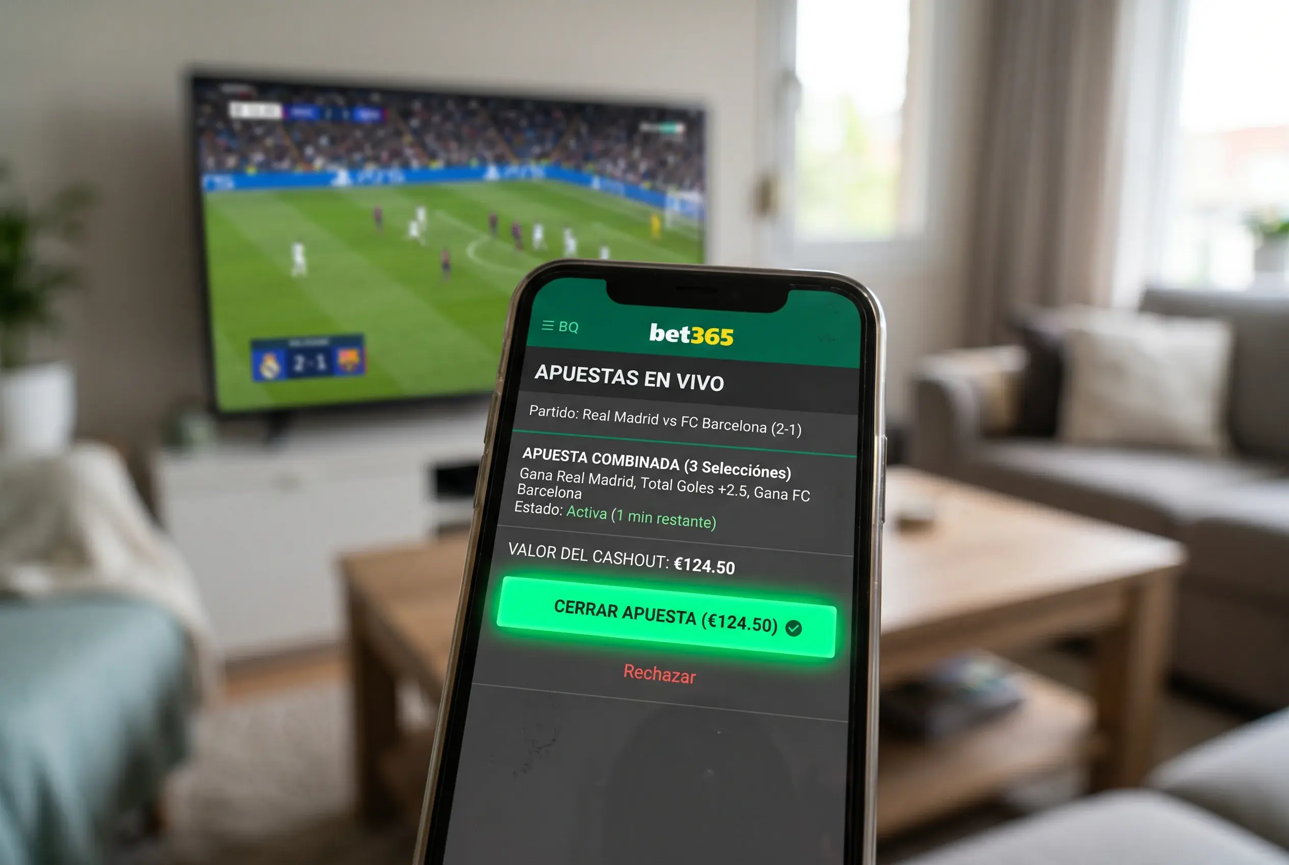 Pantalla de smartphone mostrando una apuesta deportiva en directo con el botón de cash out activo durante un partido de fútbol